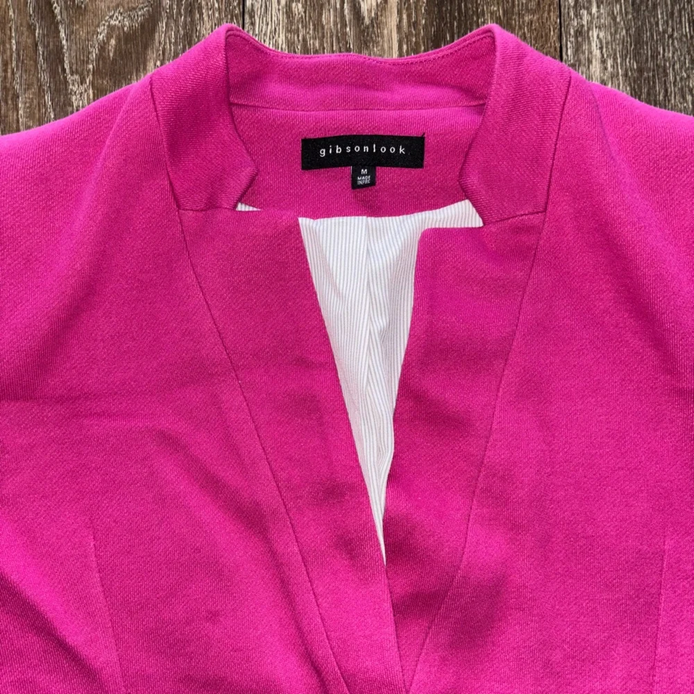 Boutique Women’s Fuchsia Blazer - Picture 2 of 6